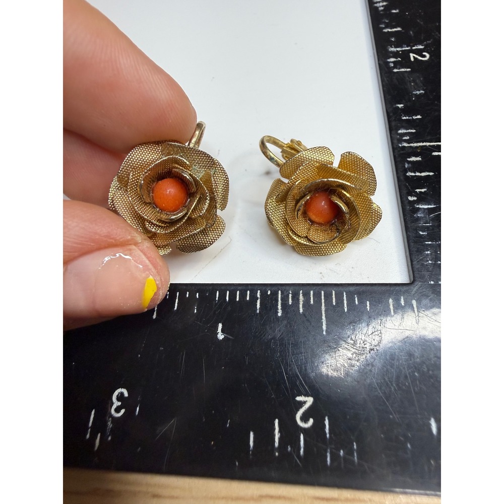 Vintage Gold Tone Mesh Rose Clip On Earrings with Coral Bead Center
